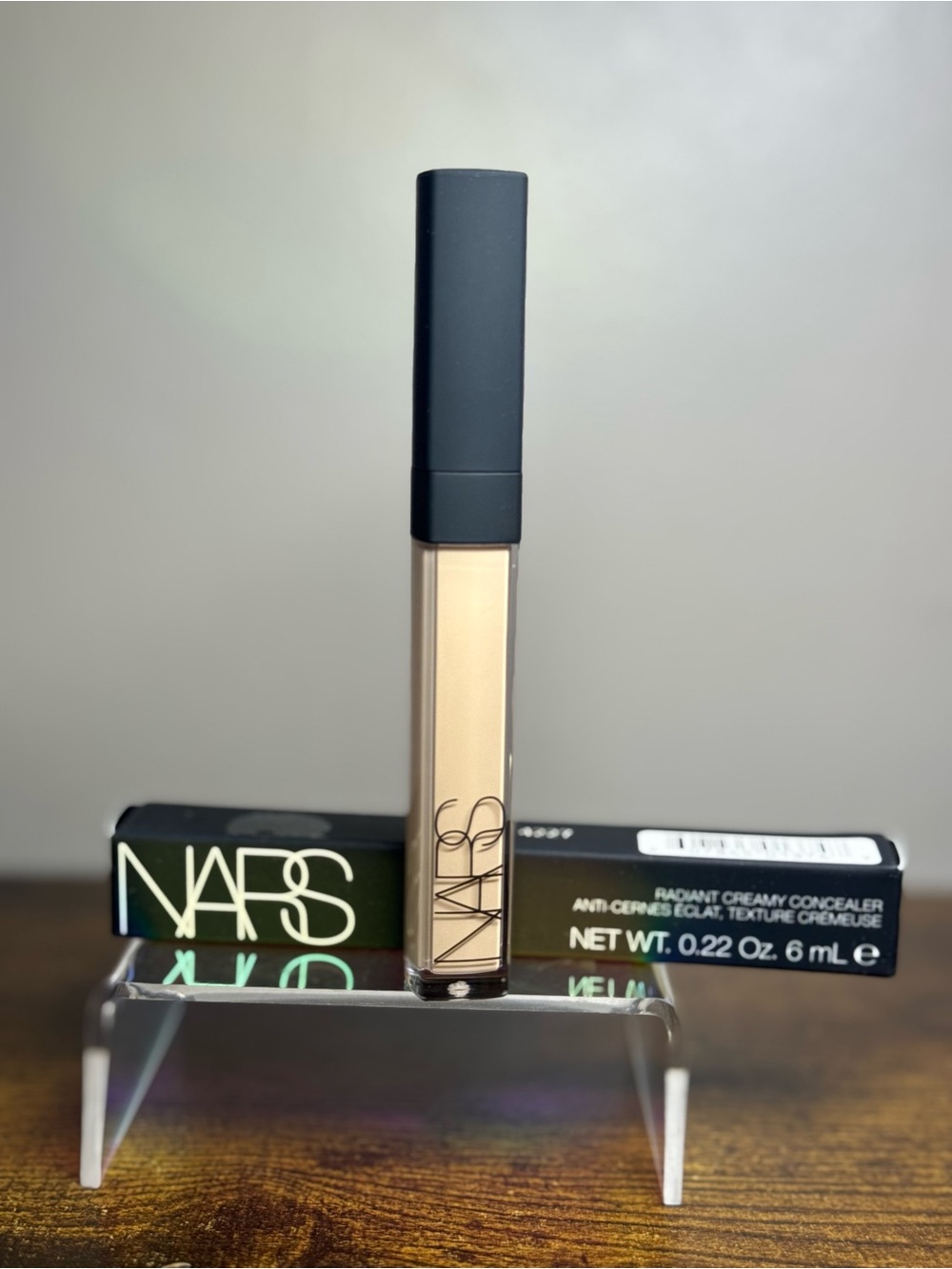Nars radiant creamy concealer light 2.2 nougatine